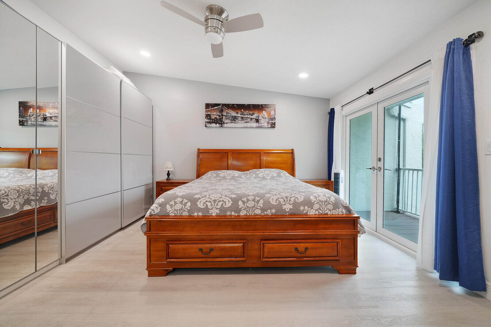 4807 S Hemingway Circle