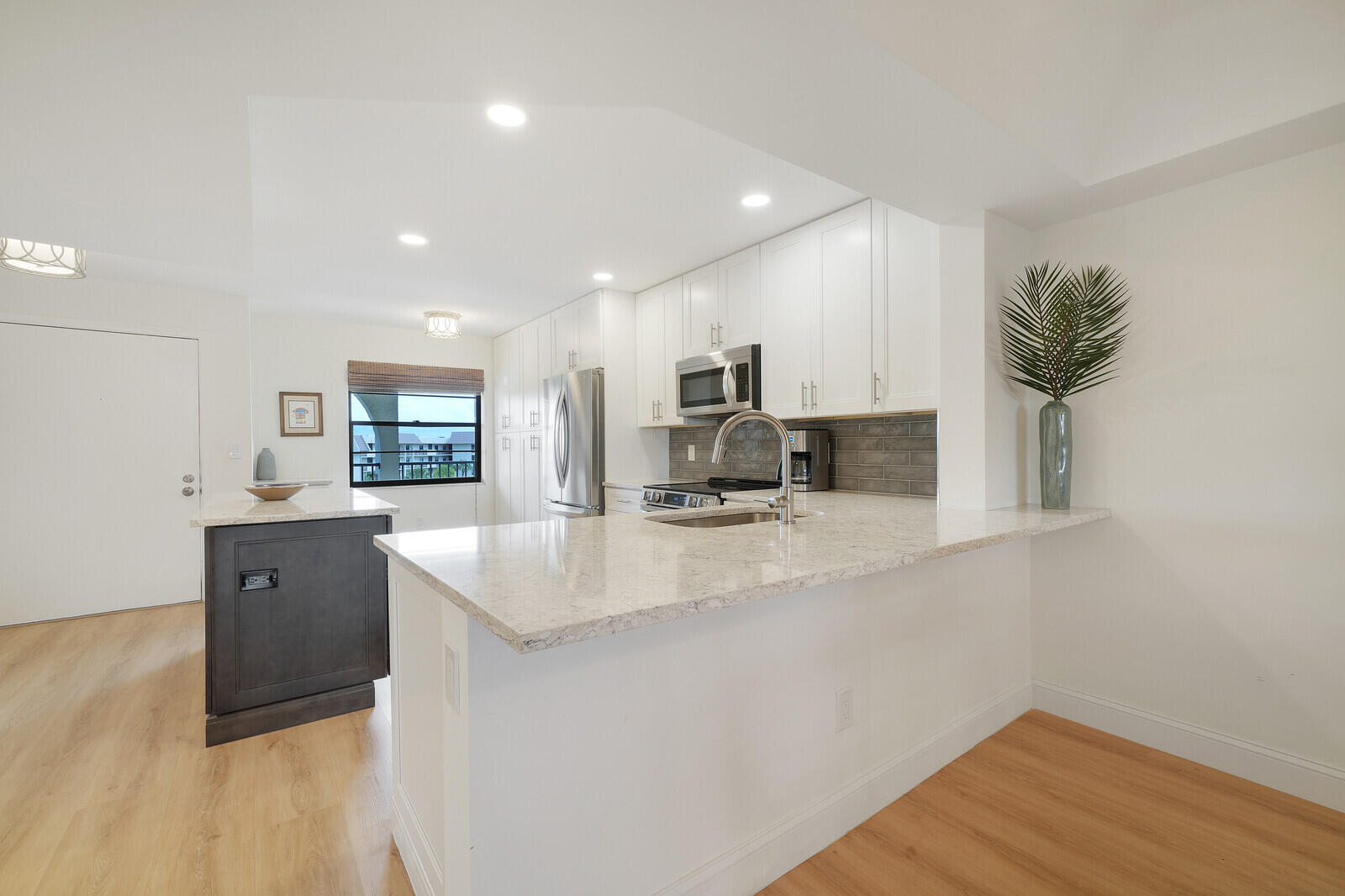 9220 SW 14th Street 3503
