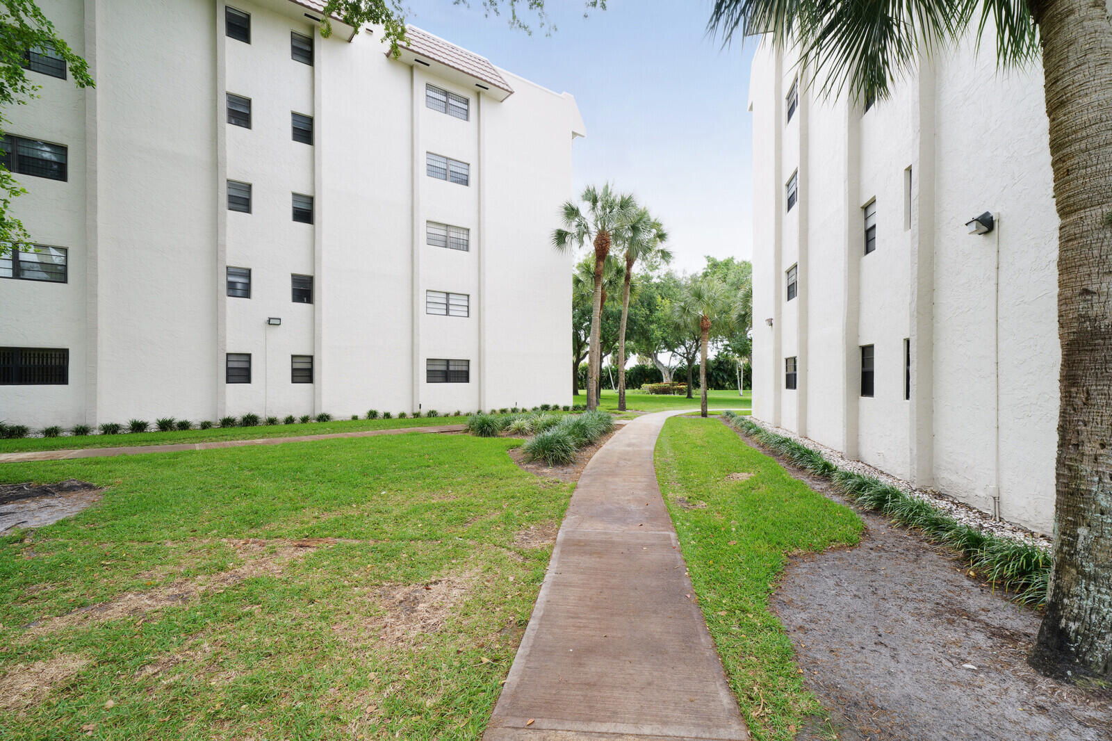 9220 SW 14th Street 3503
