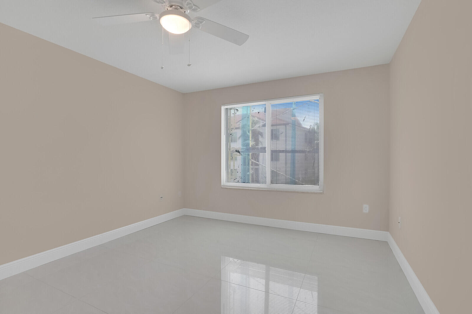 611 Villa Circle