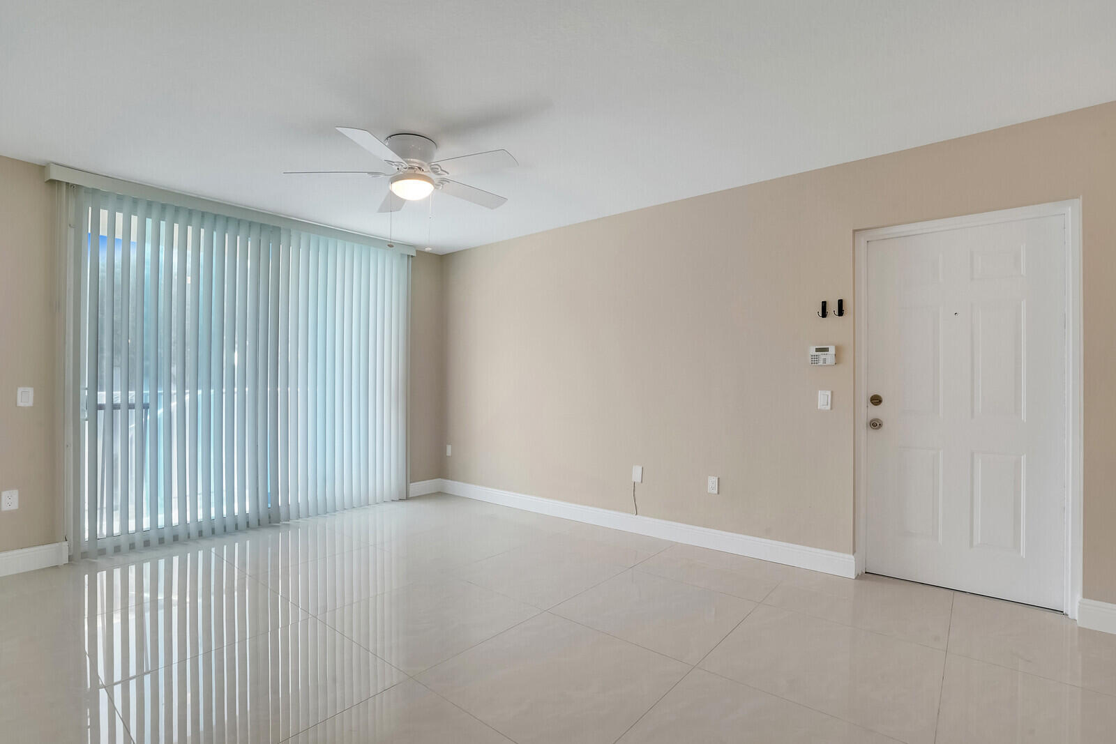 611 Villa Circle