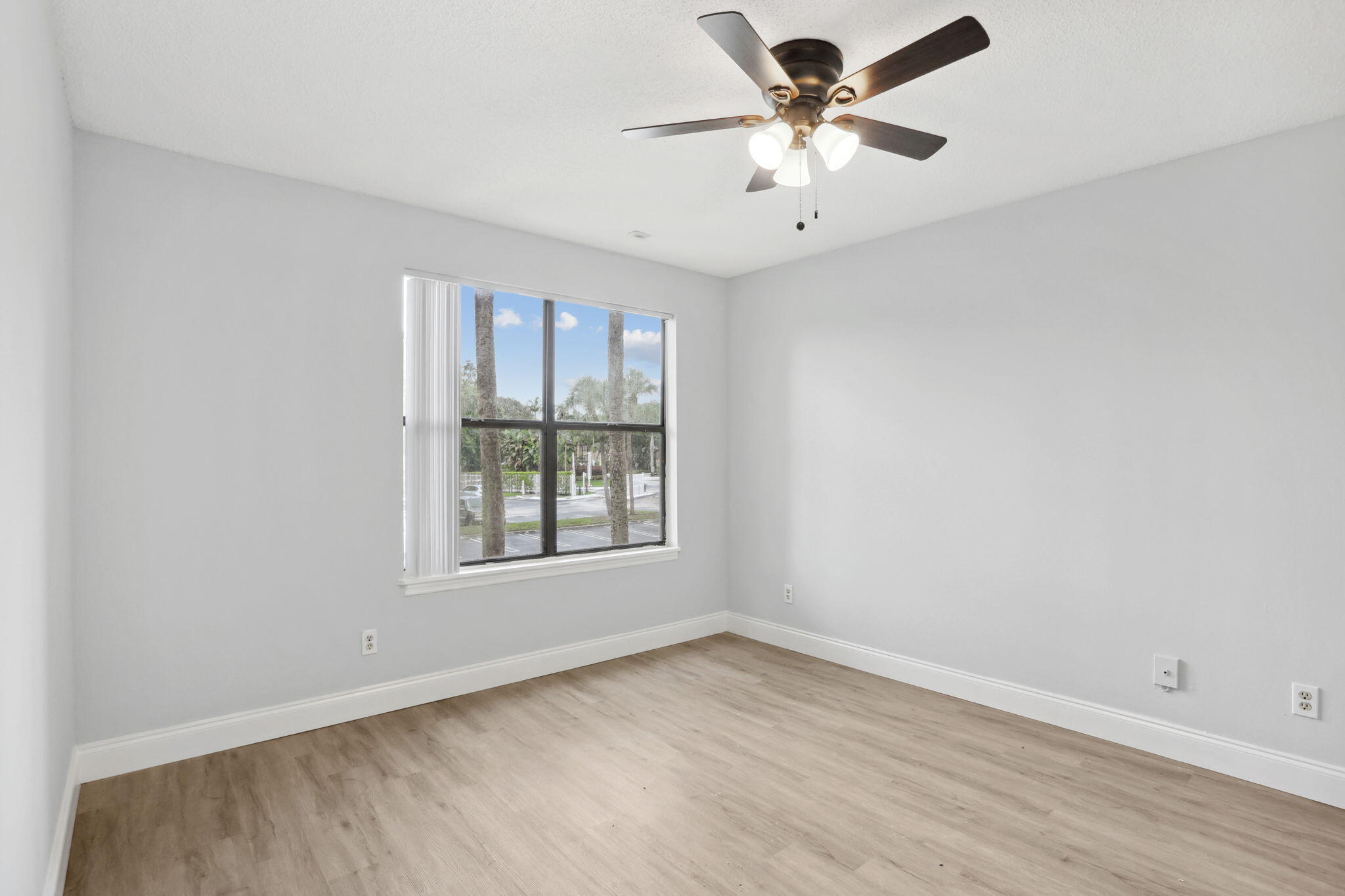 2301 N Congress Avenue 25