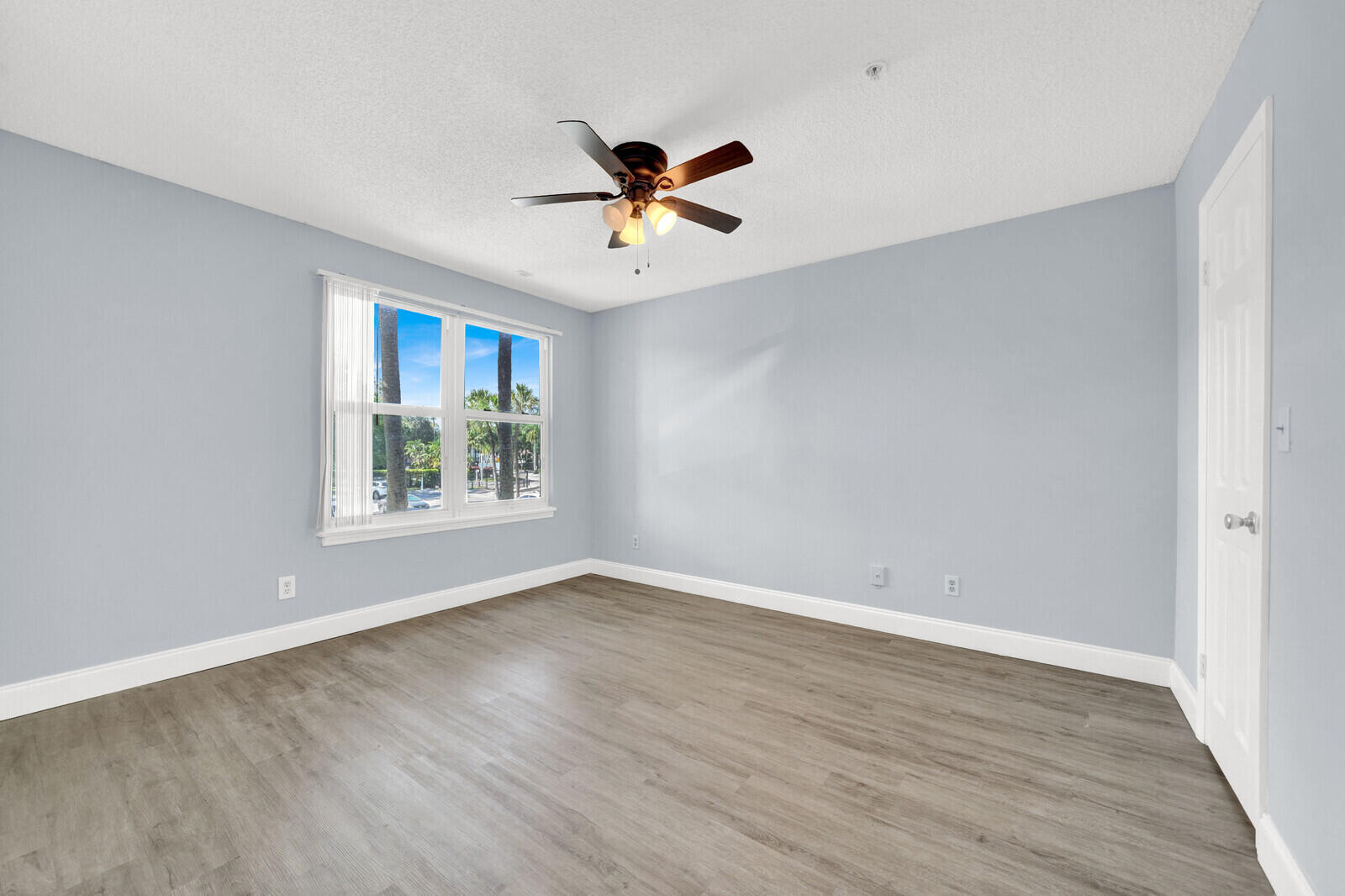 2301 N Congress Avenue 25