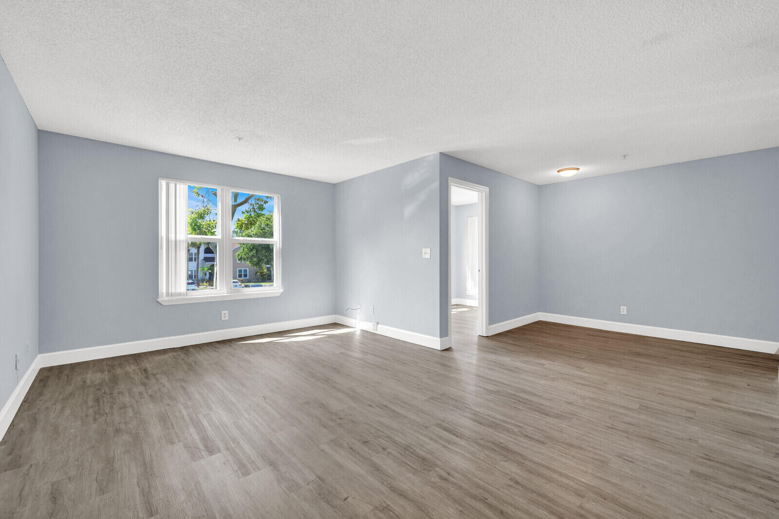 2301 N Congress Avenue 25