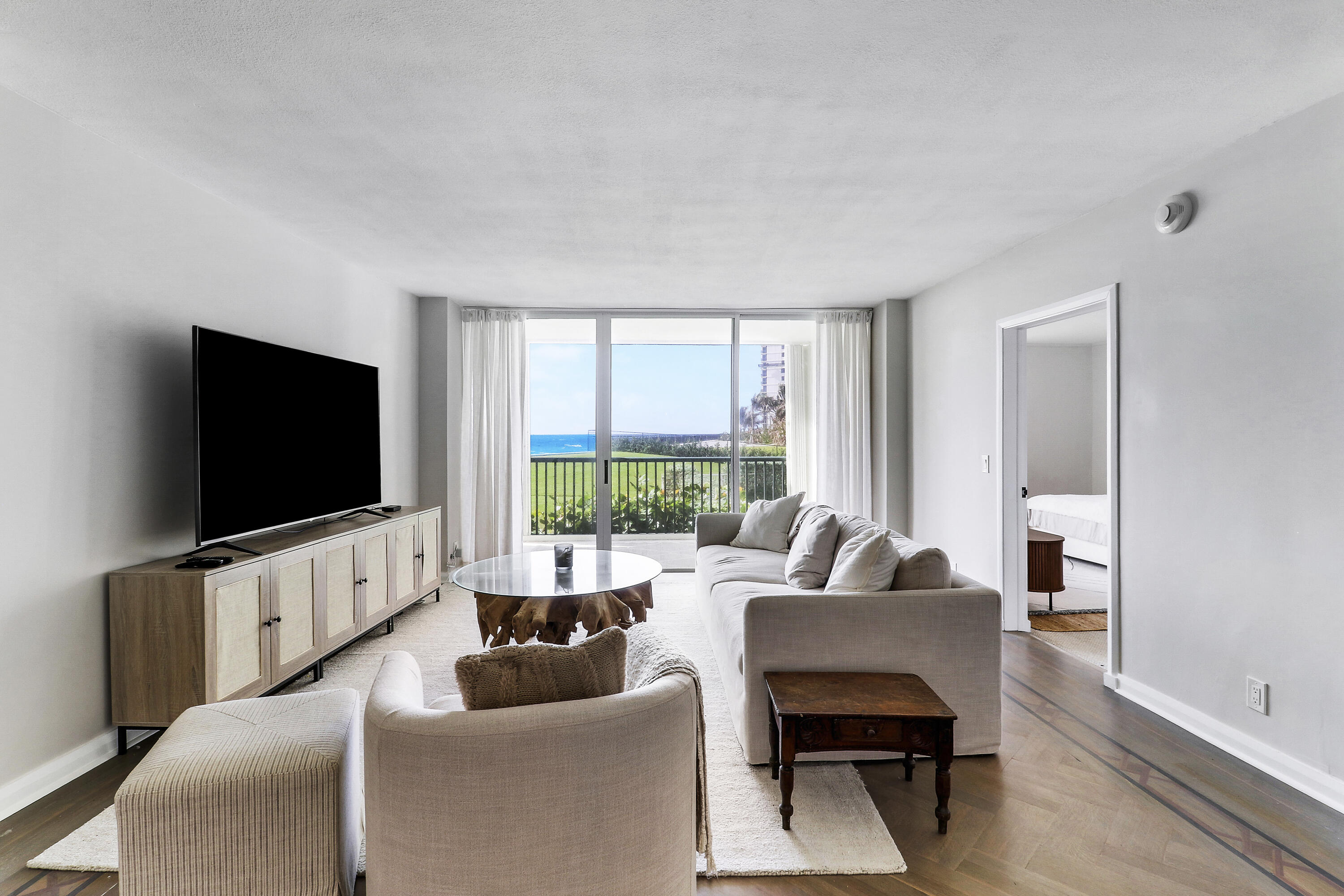 5400 N Ocean Drive 1b