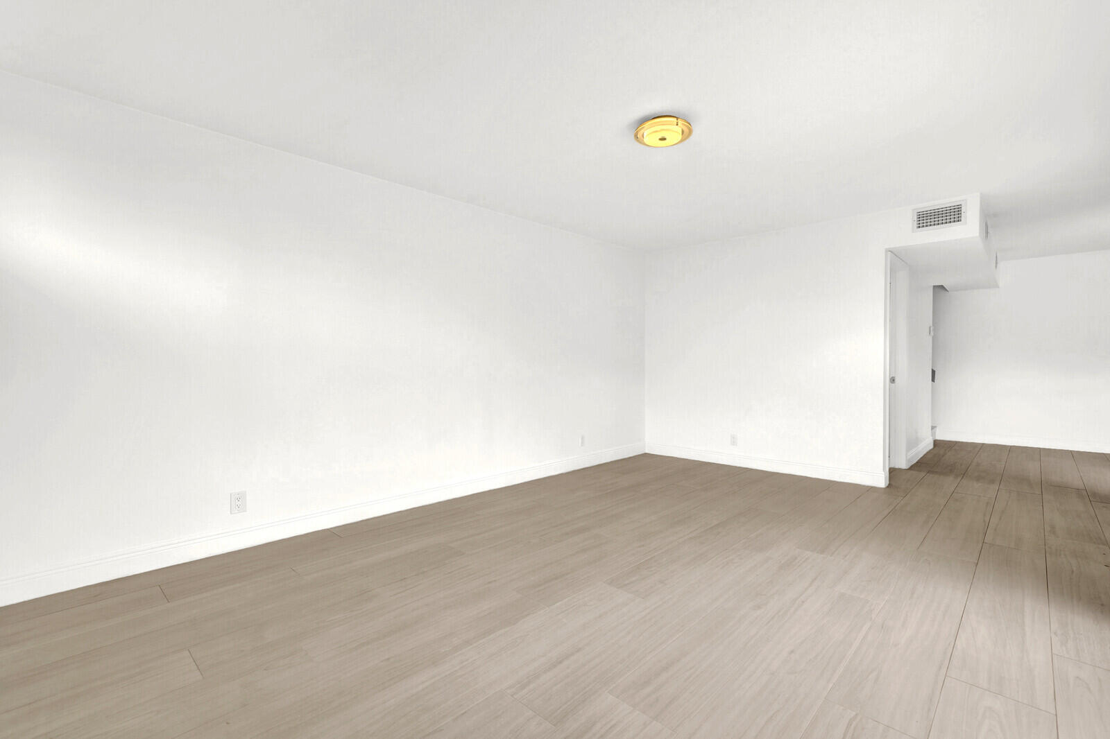 3878 Victoria Drive