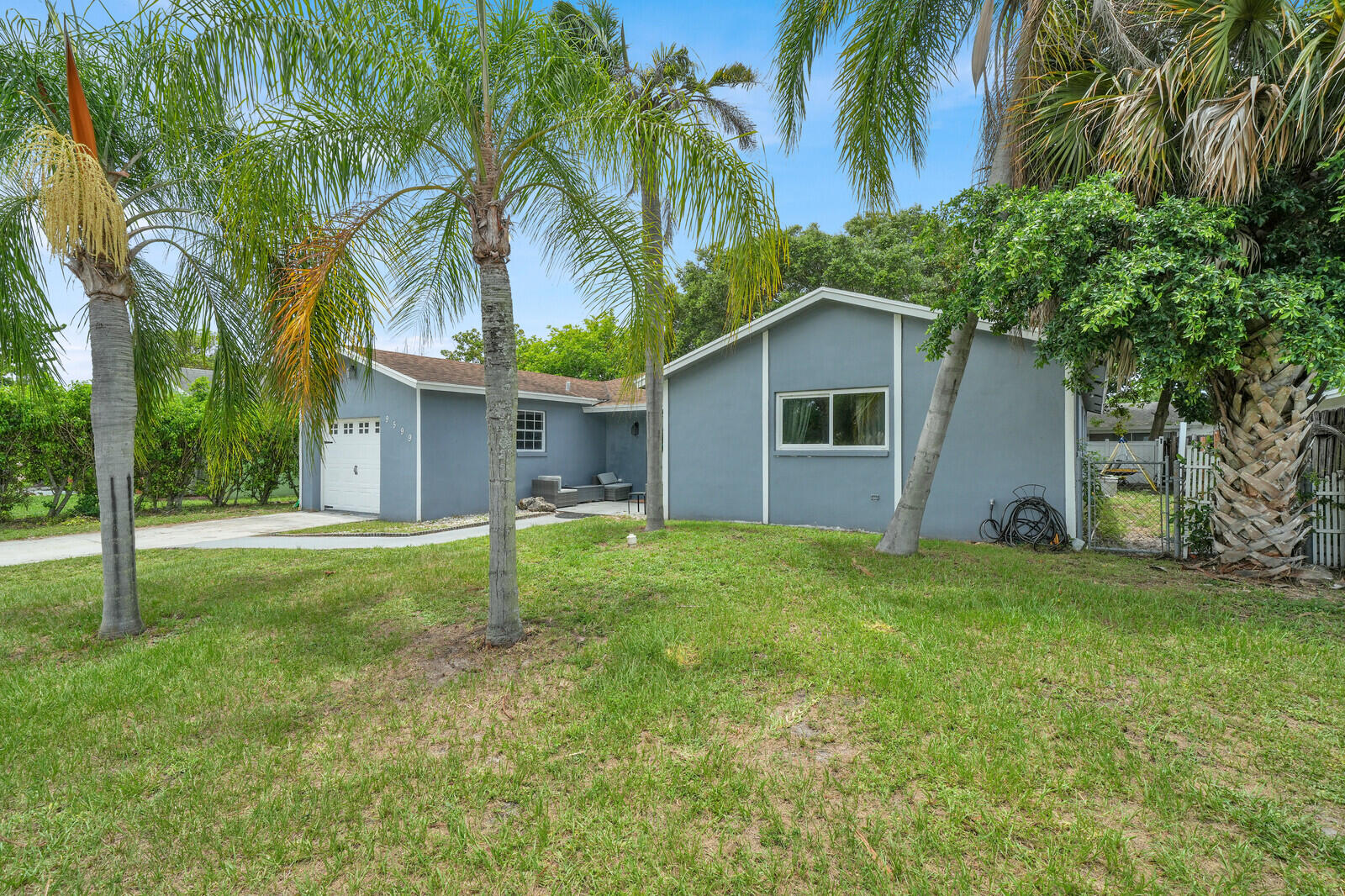 9599 SW 13th Place