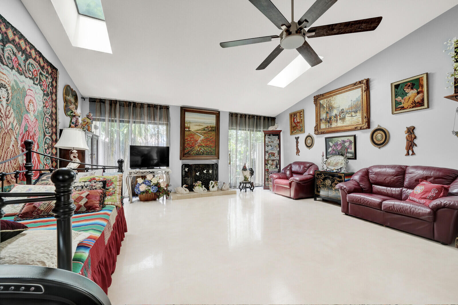21381 Sonesta Way