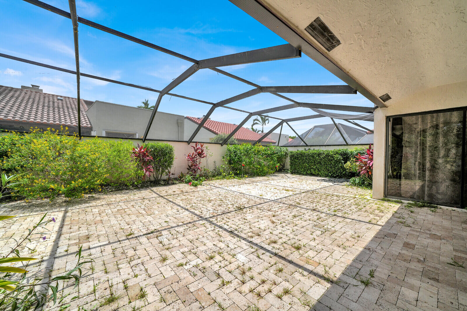 21381 Sonesta Way