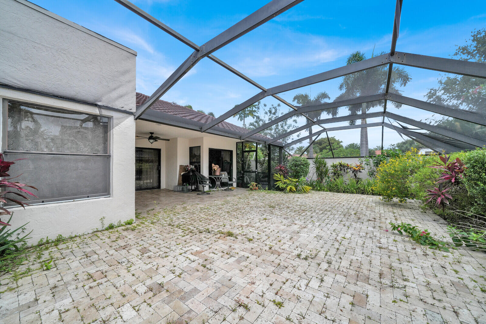 21381 Sonesta Way