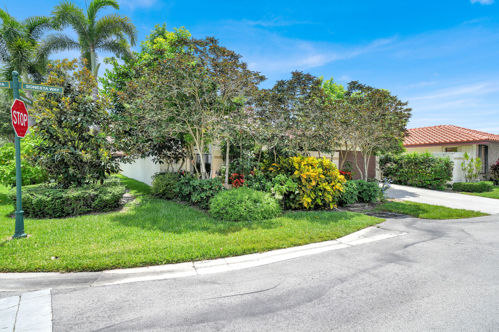 21381 Sonesta Way