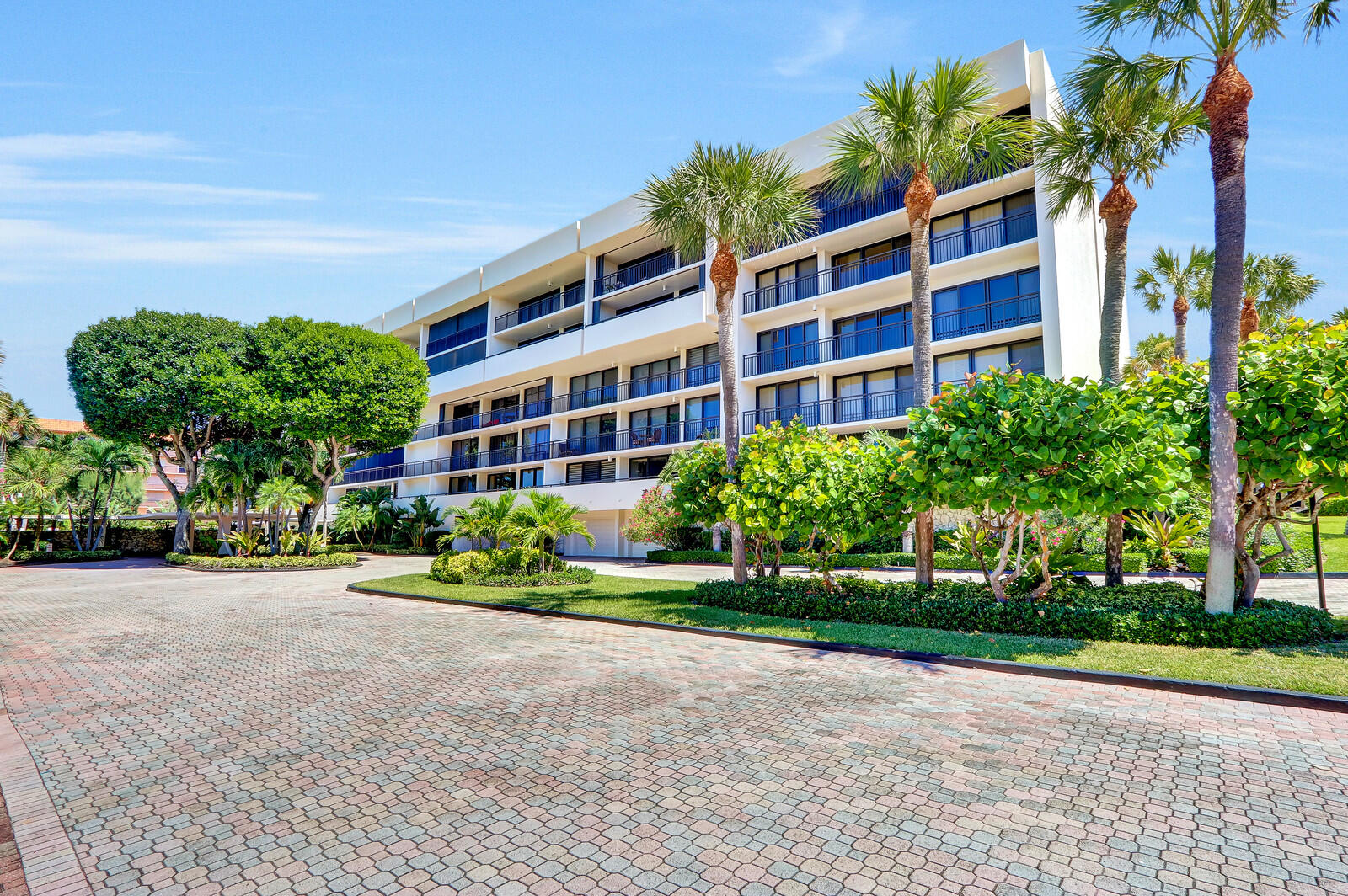 2727 N Ocean Boulevard 2020