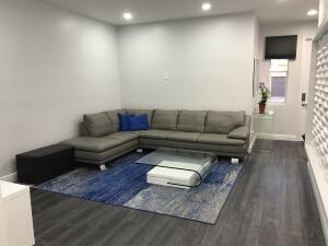 6960 Long Pine Circle