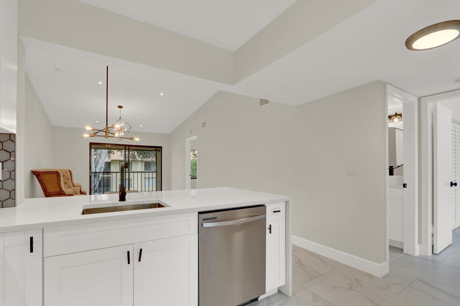 21938 Remsen Terrace 203