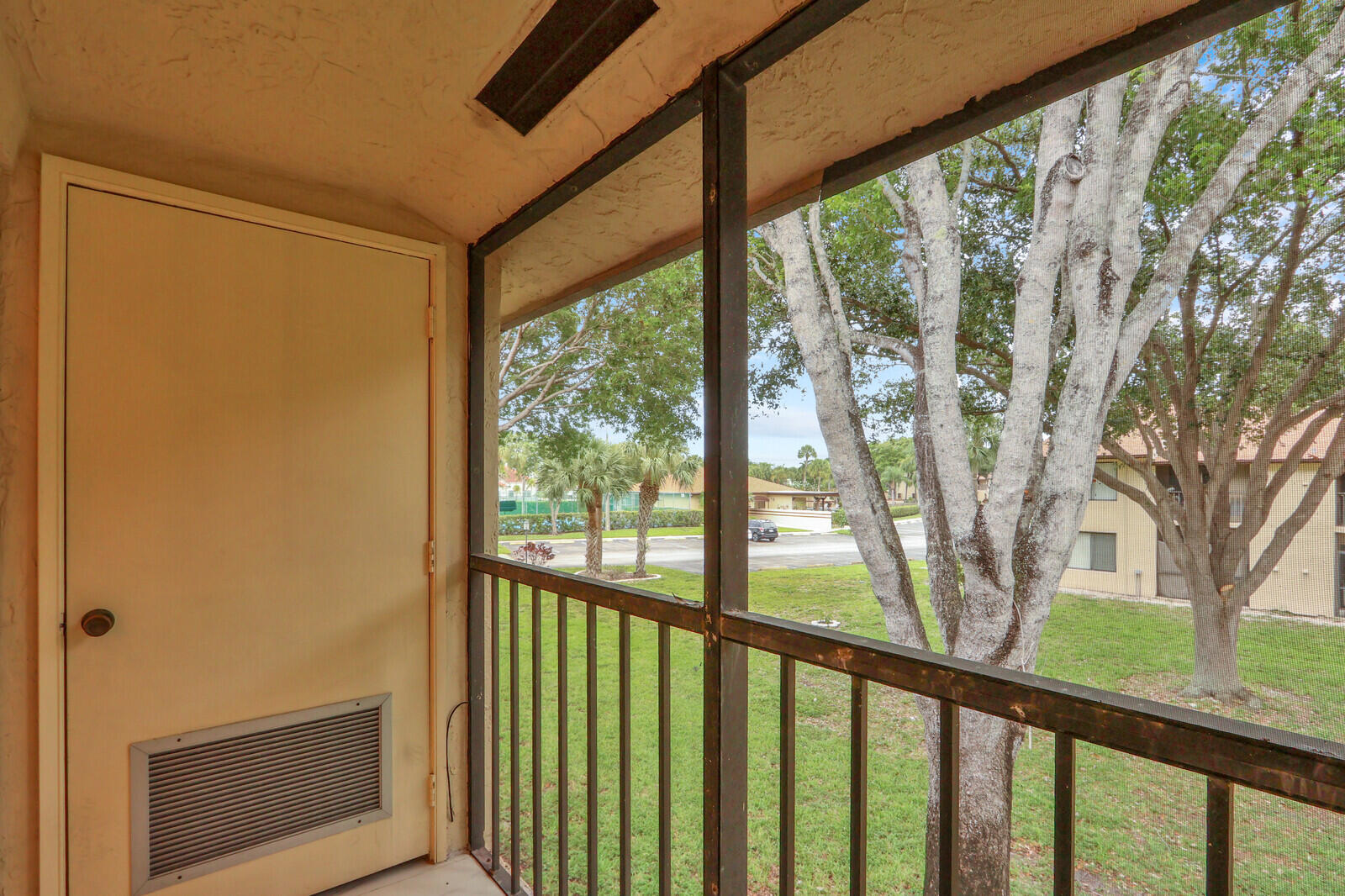 21938 Remsen Terrace 203
