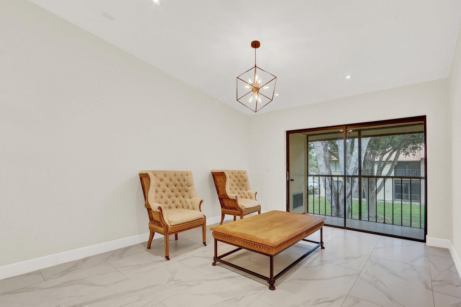 21938 Remsen Terrace 203