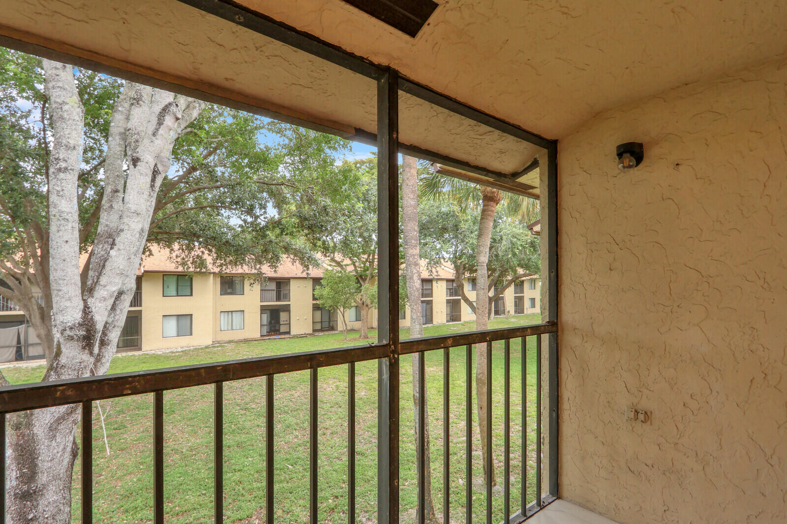 21938 Remsen Terrace 203