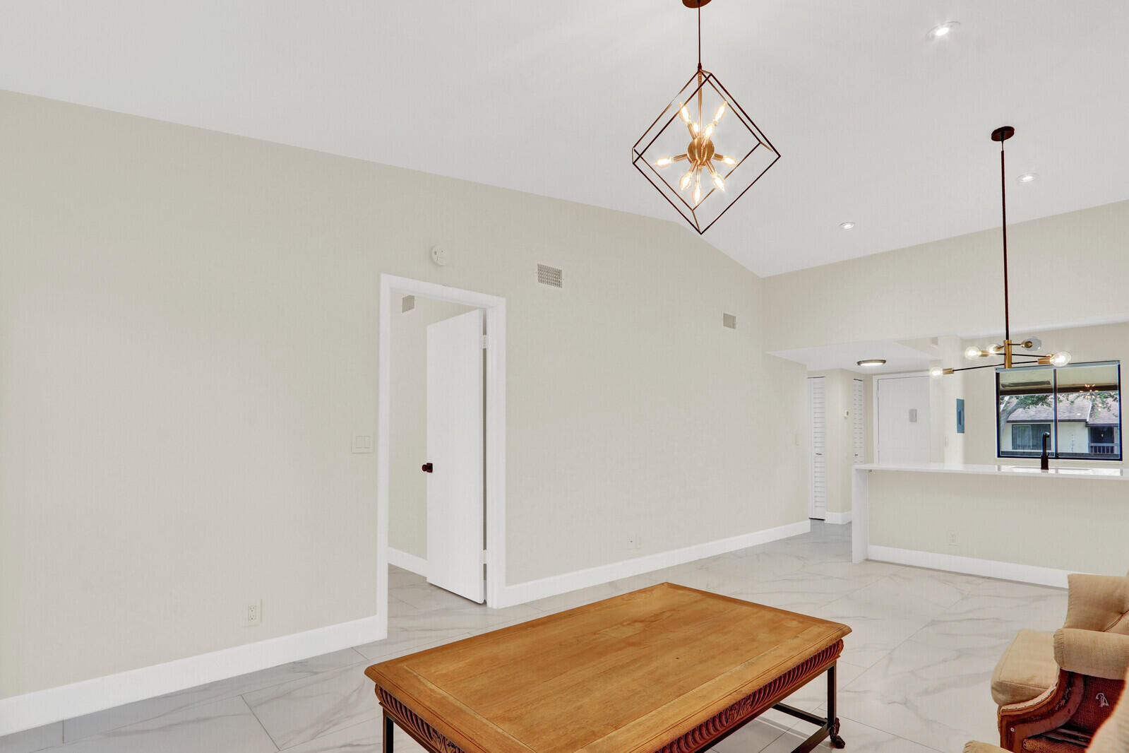 21938 Remsen Terrace 203