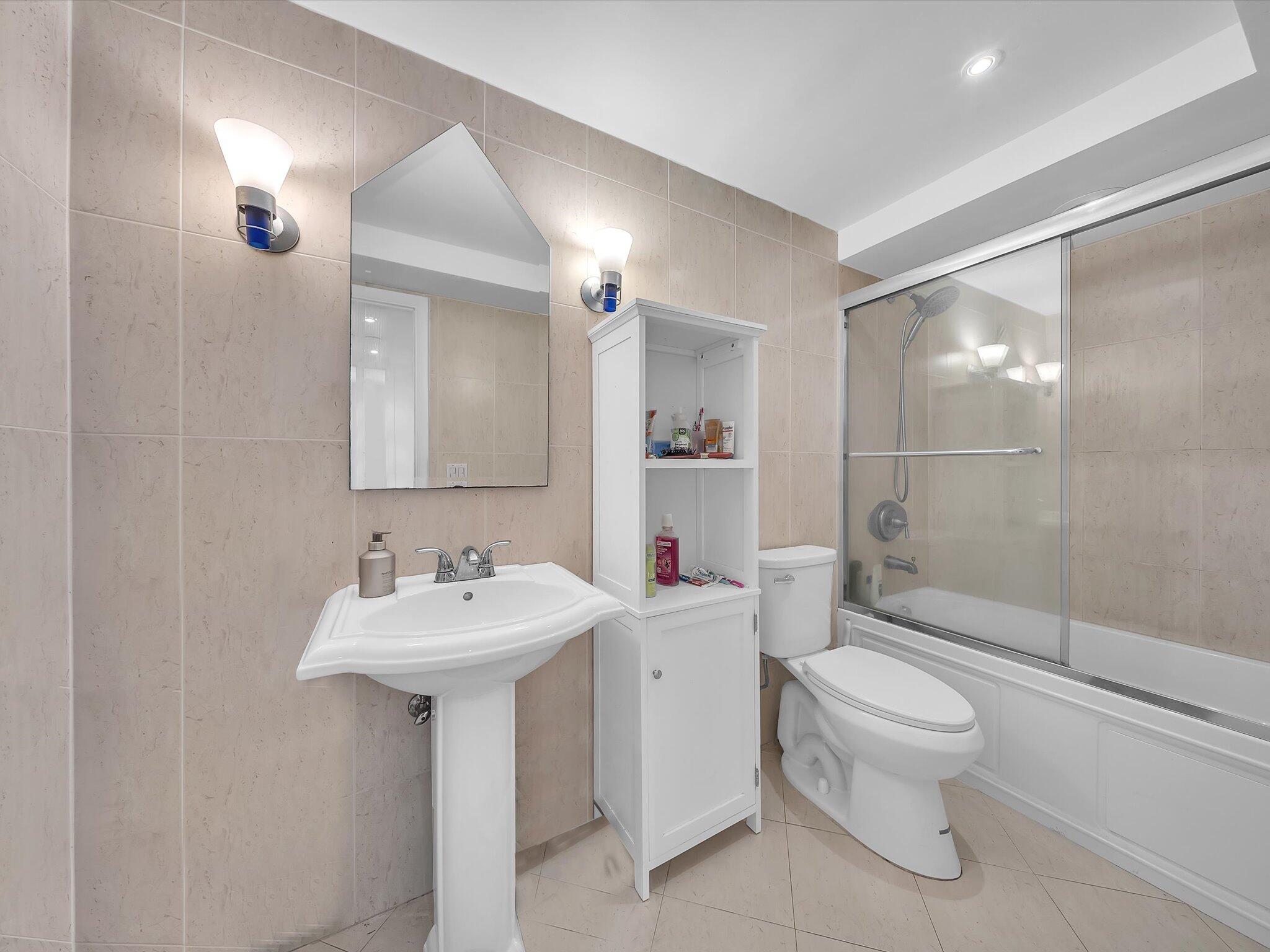 1150 Madruga Avenue C302
