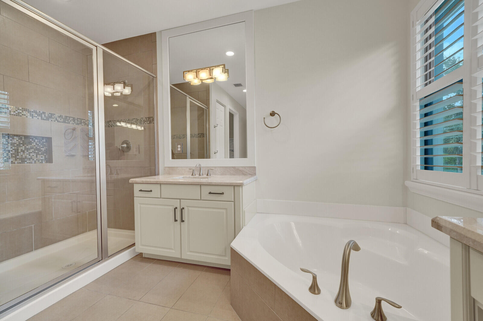 13808 Imperial Topaz Trail