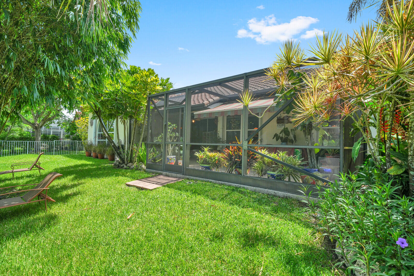 718 NW 177th Avenue