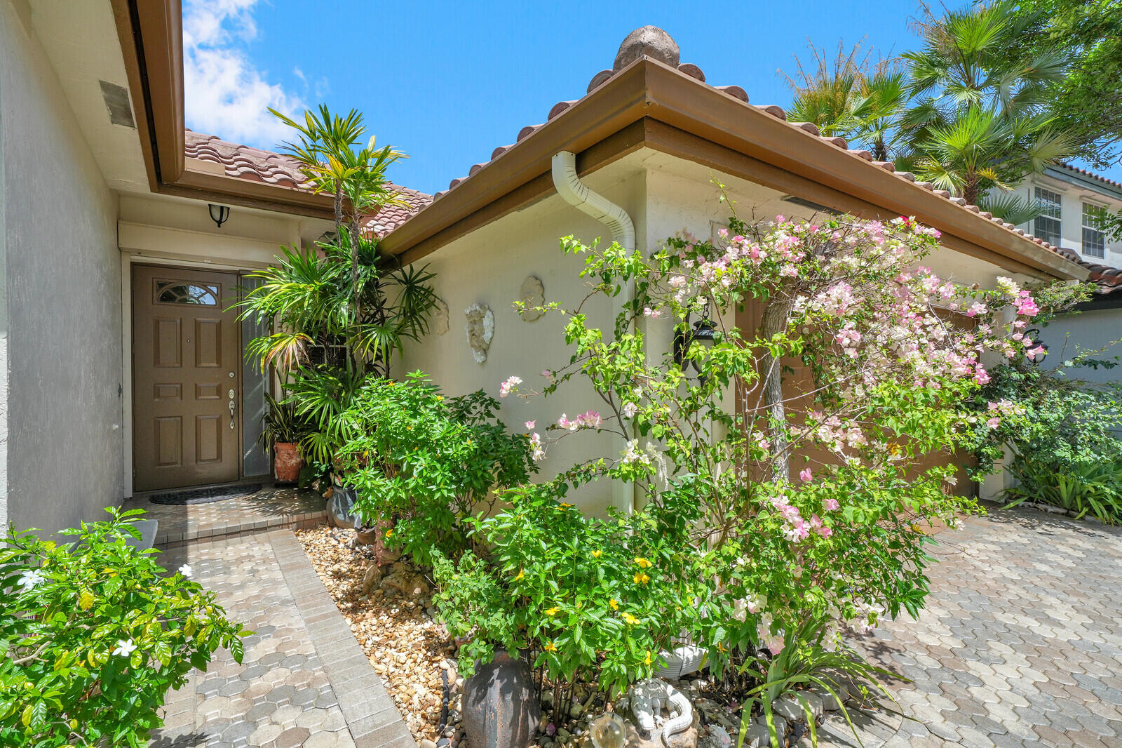 718 NW 177th Avenue
