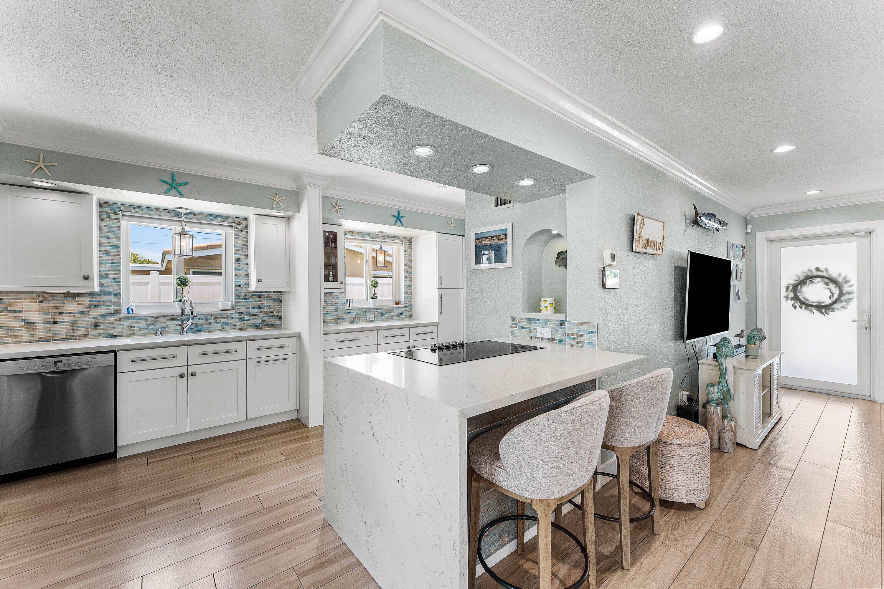 904 SE 15th Court