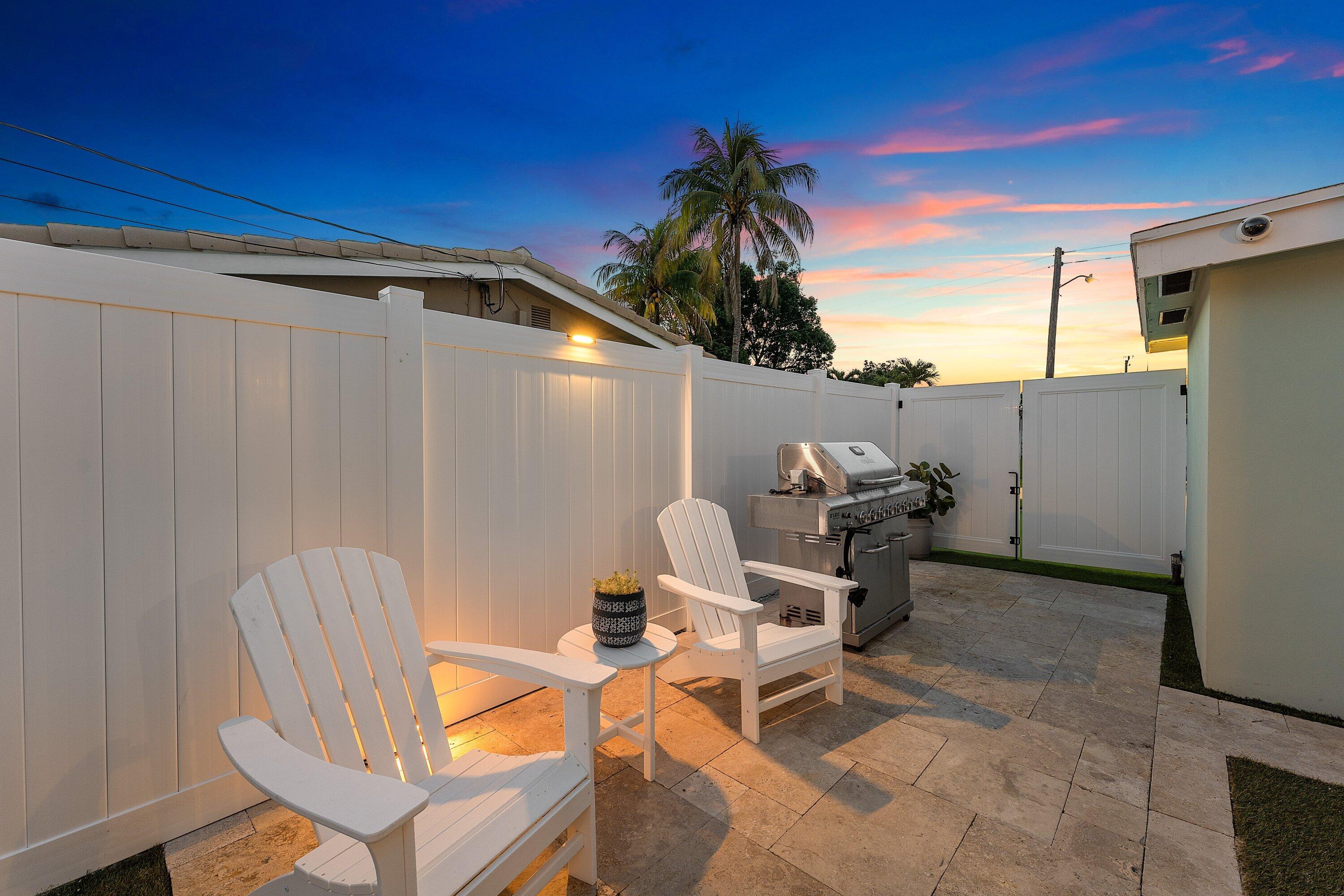 904 SE 15th Court