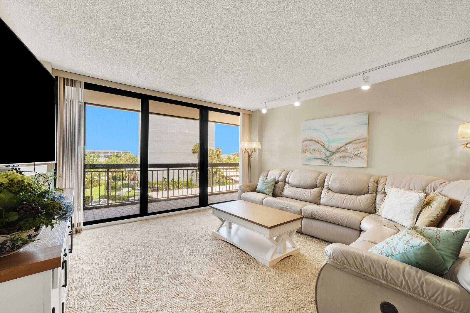 2697 N Ocean Boulevard F-303