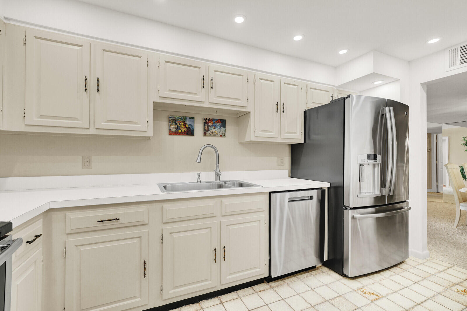 2697 N Ocean Boulevard F-303