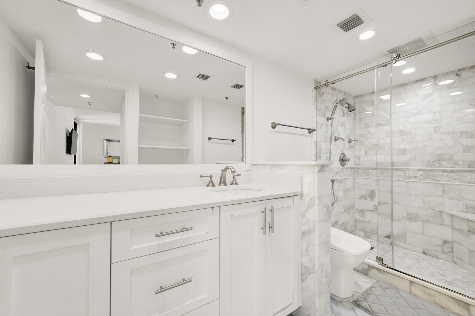 2697 N Ocean Boulevard F-303