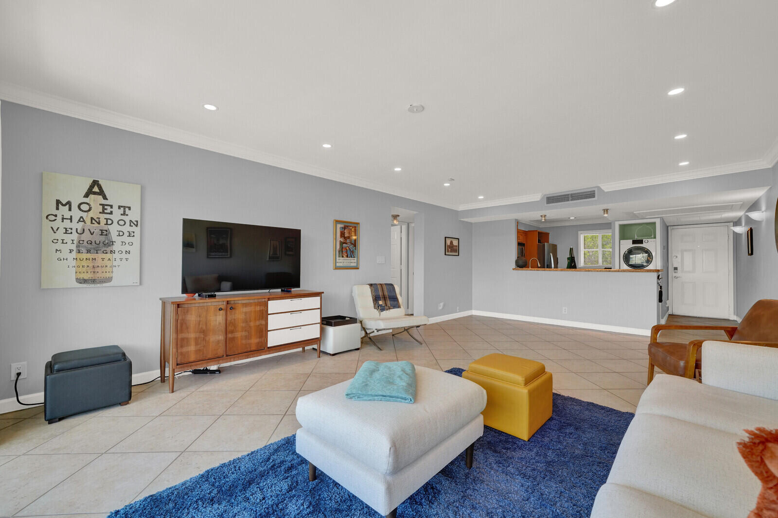 1501 E Broward Boulevard 810