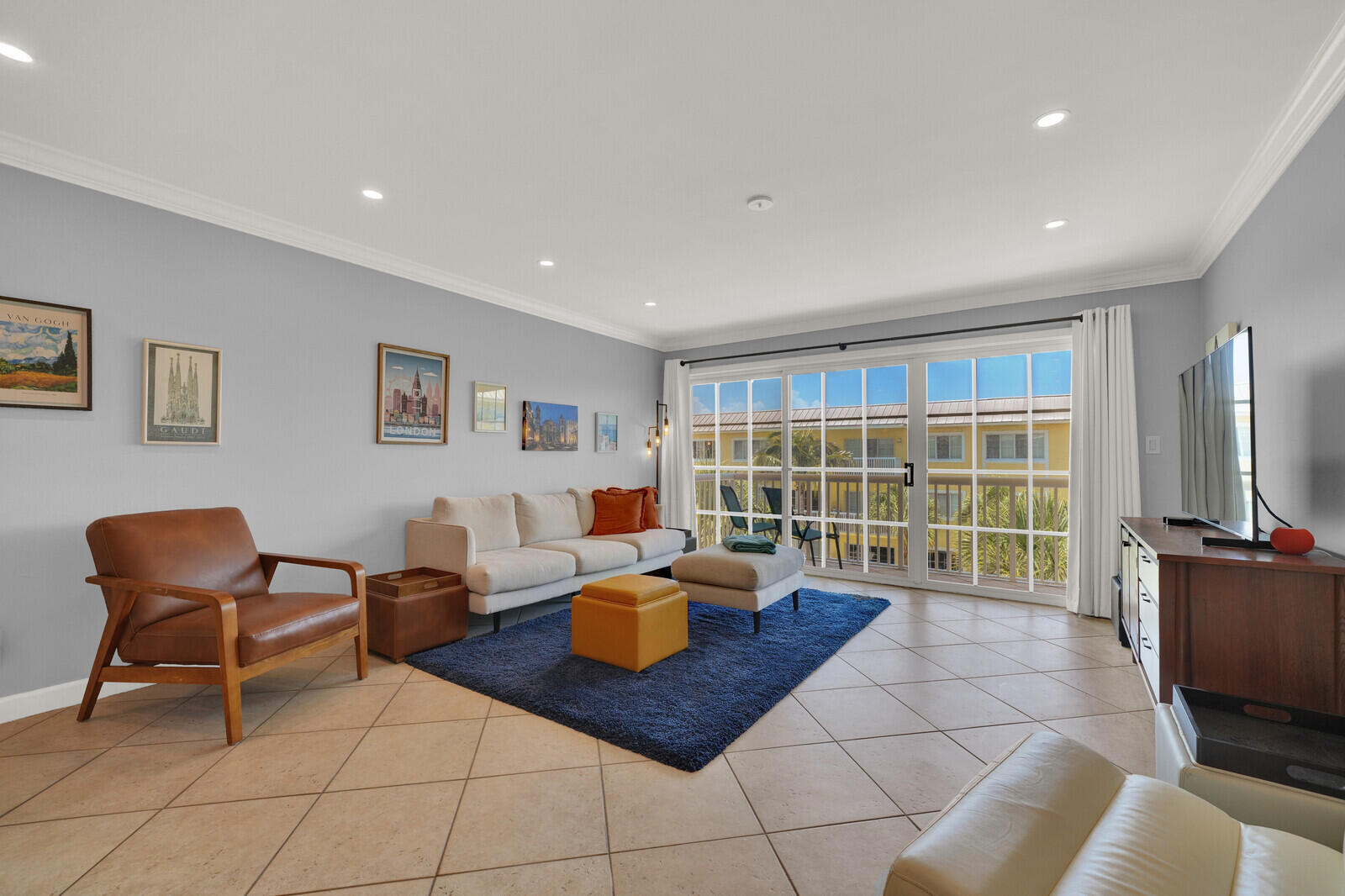 1501 E Broward Boulevard 810