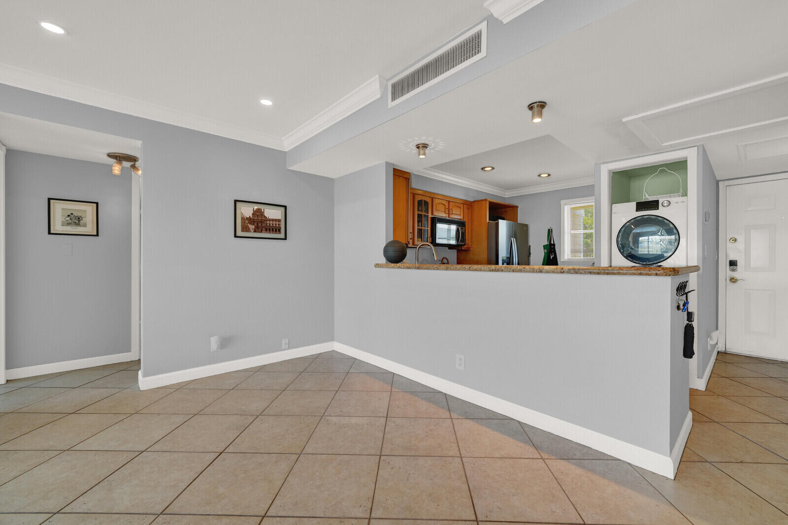1501 E Broward Boulevard 810