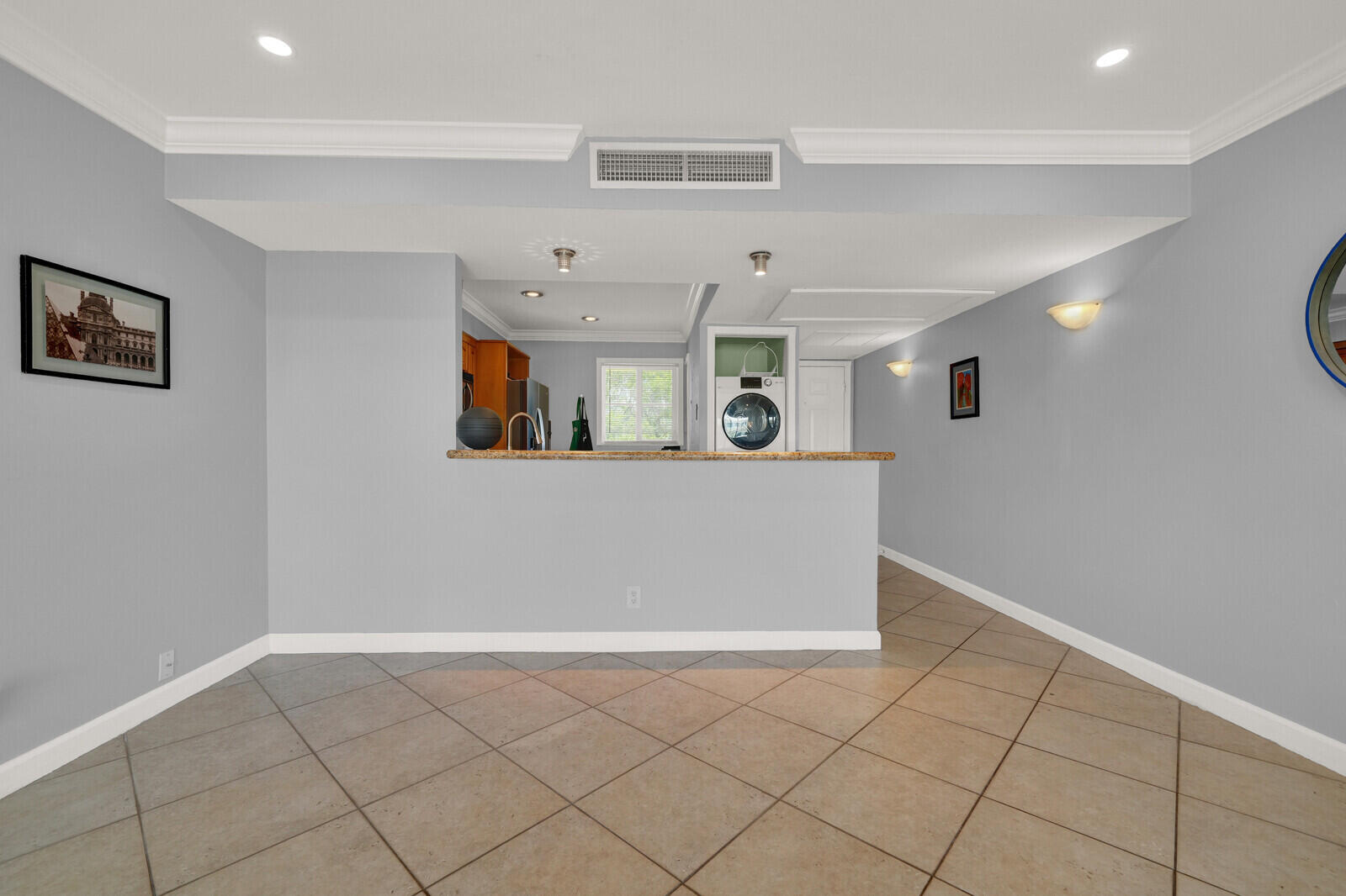 1501 E Broward Boulevard 810