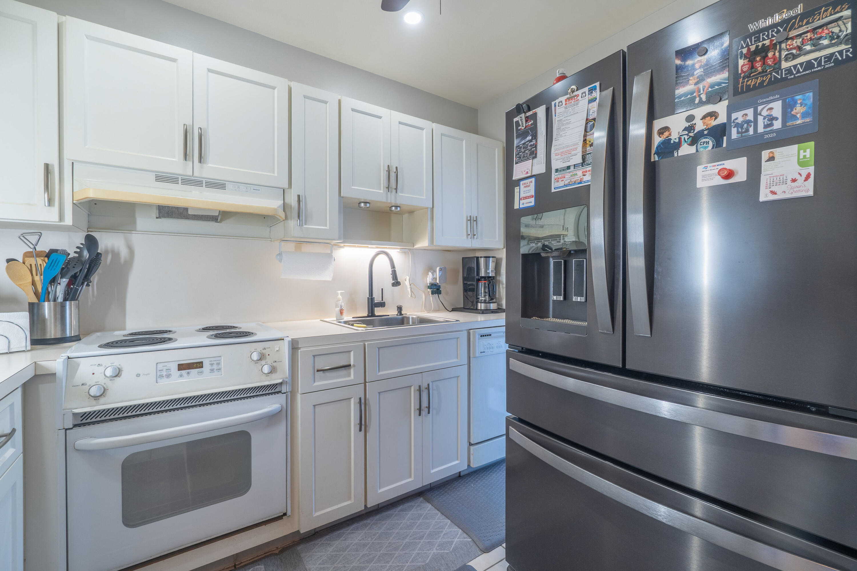 2050 NE 39th Street 211E