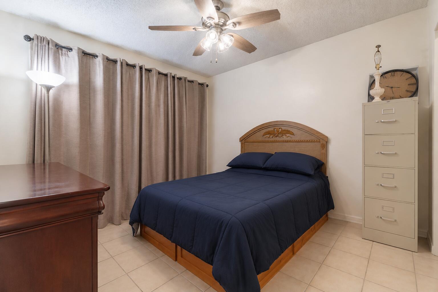 2050 NE 39th Street 211E
