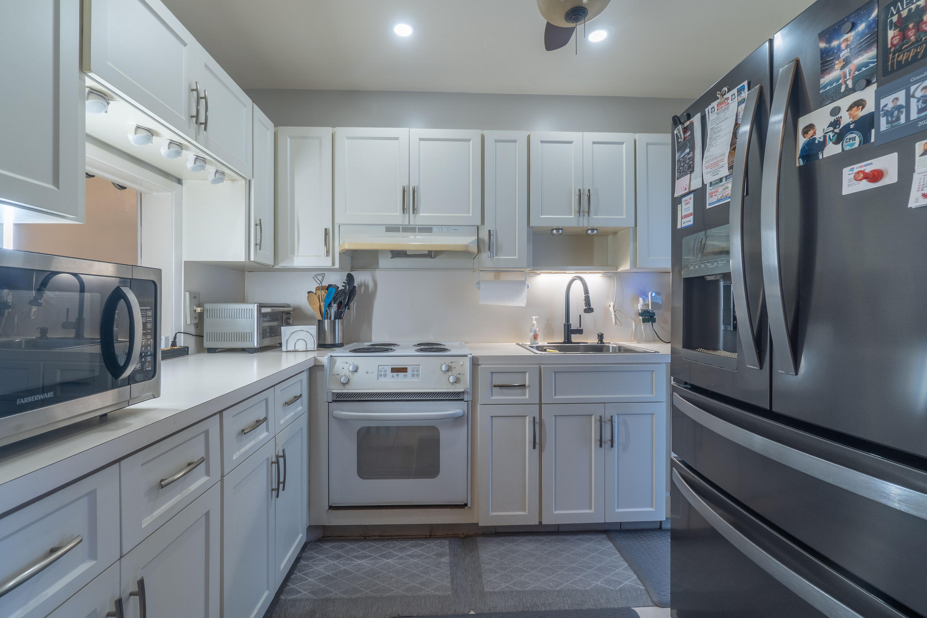 2050 NE 39th Street 211E
