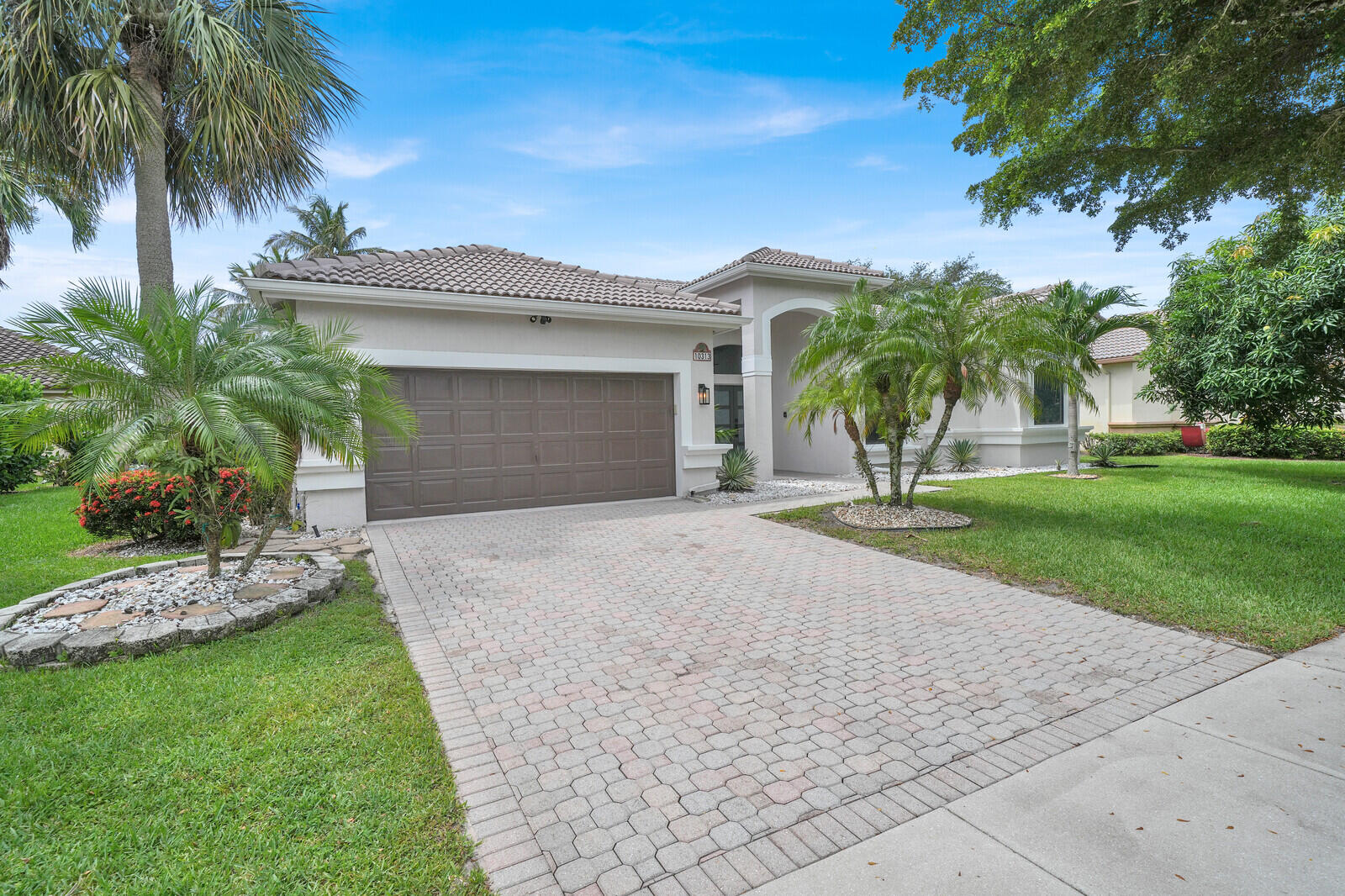 10313 Lexington Estates Boulevard
