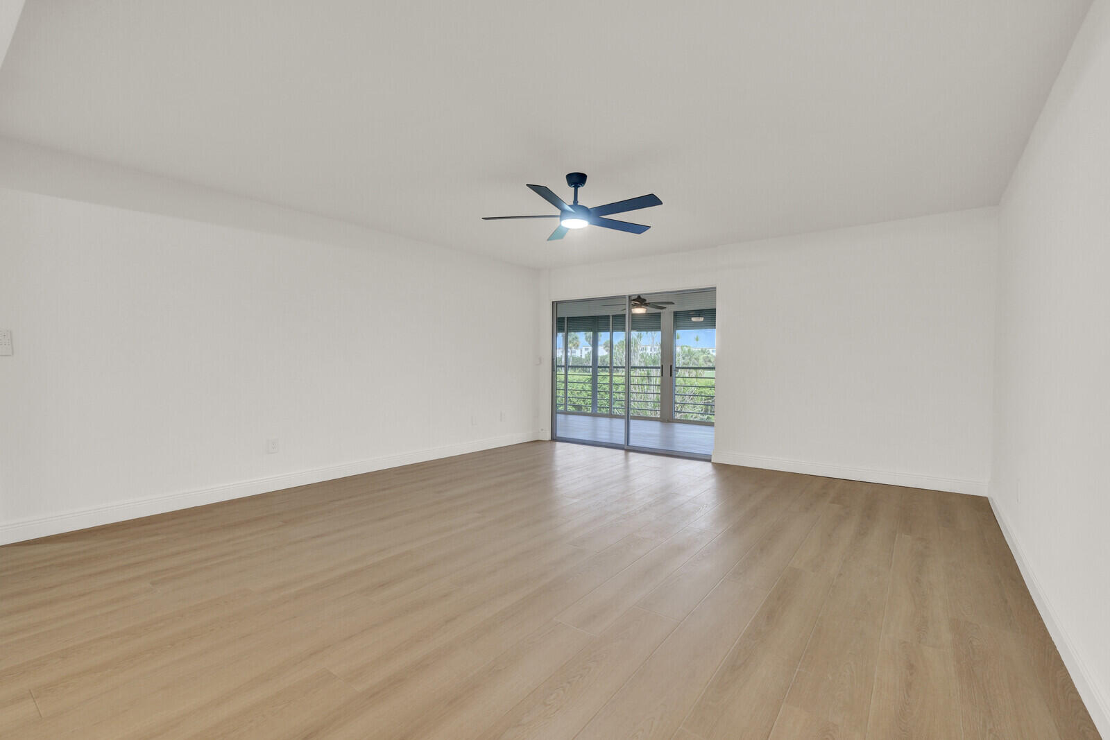 9165 SW 14th Street 1204