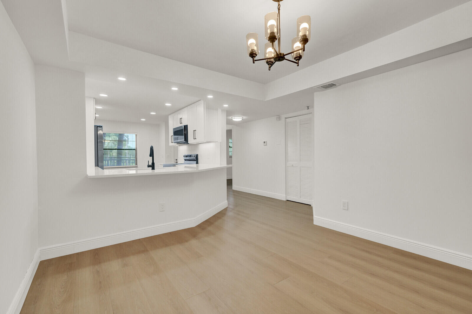 9165 SW 14th Street 1204