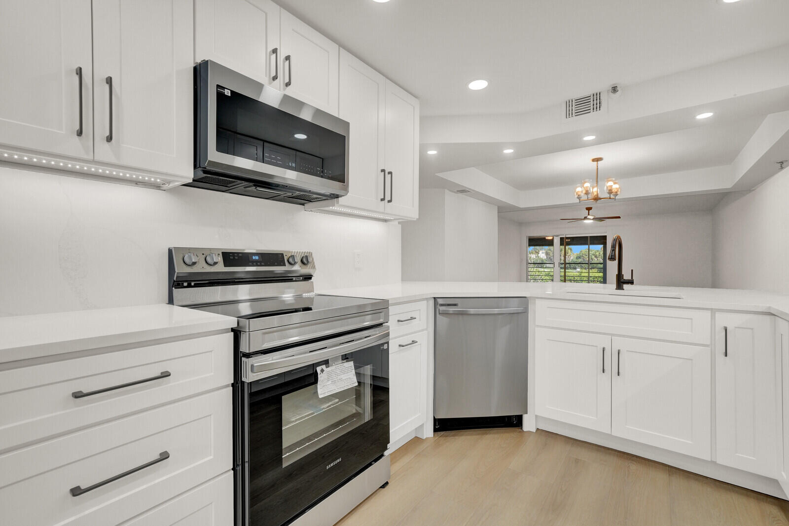 9165 SW 14th Street 1204