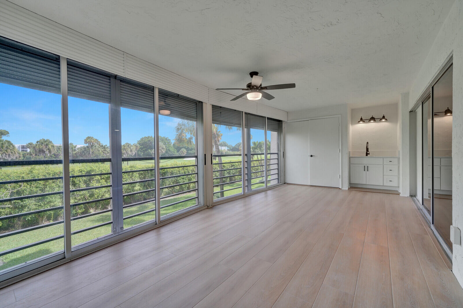 9165 SW 14th Street 1204