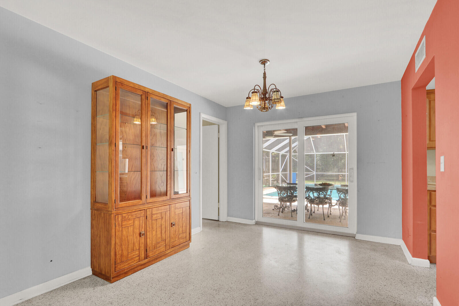 6466 Via Townsend