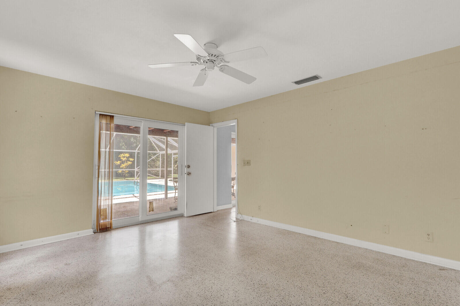 6466 Via Townsend