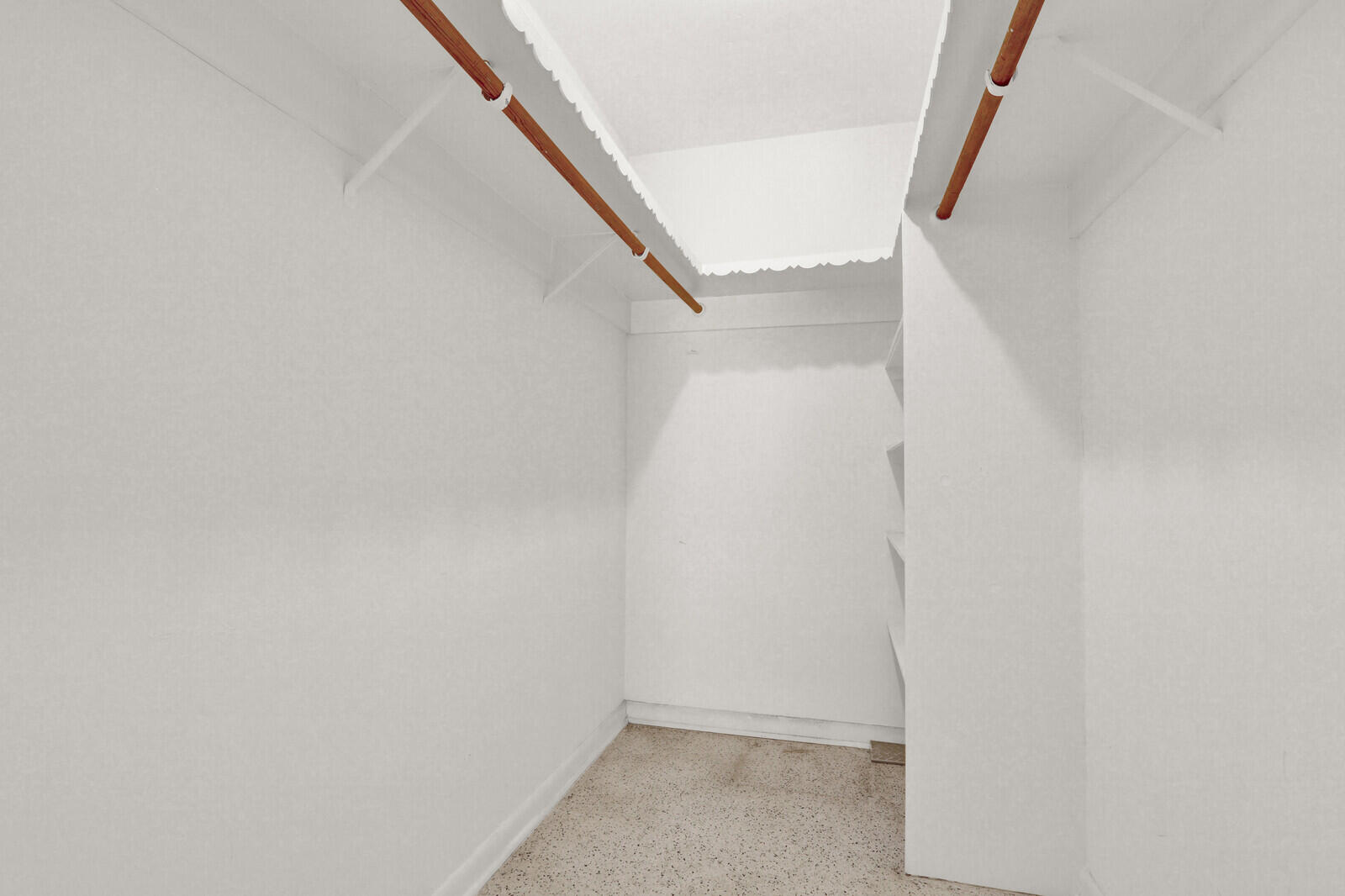 6466 Via Townsend