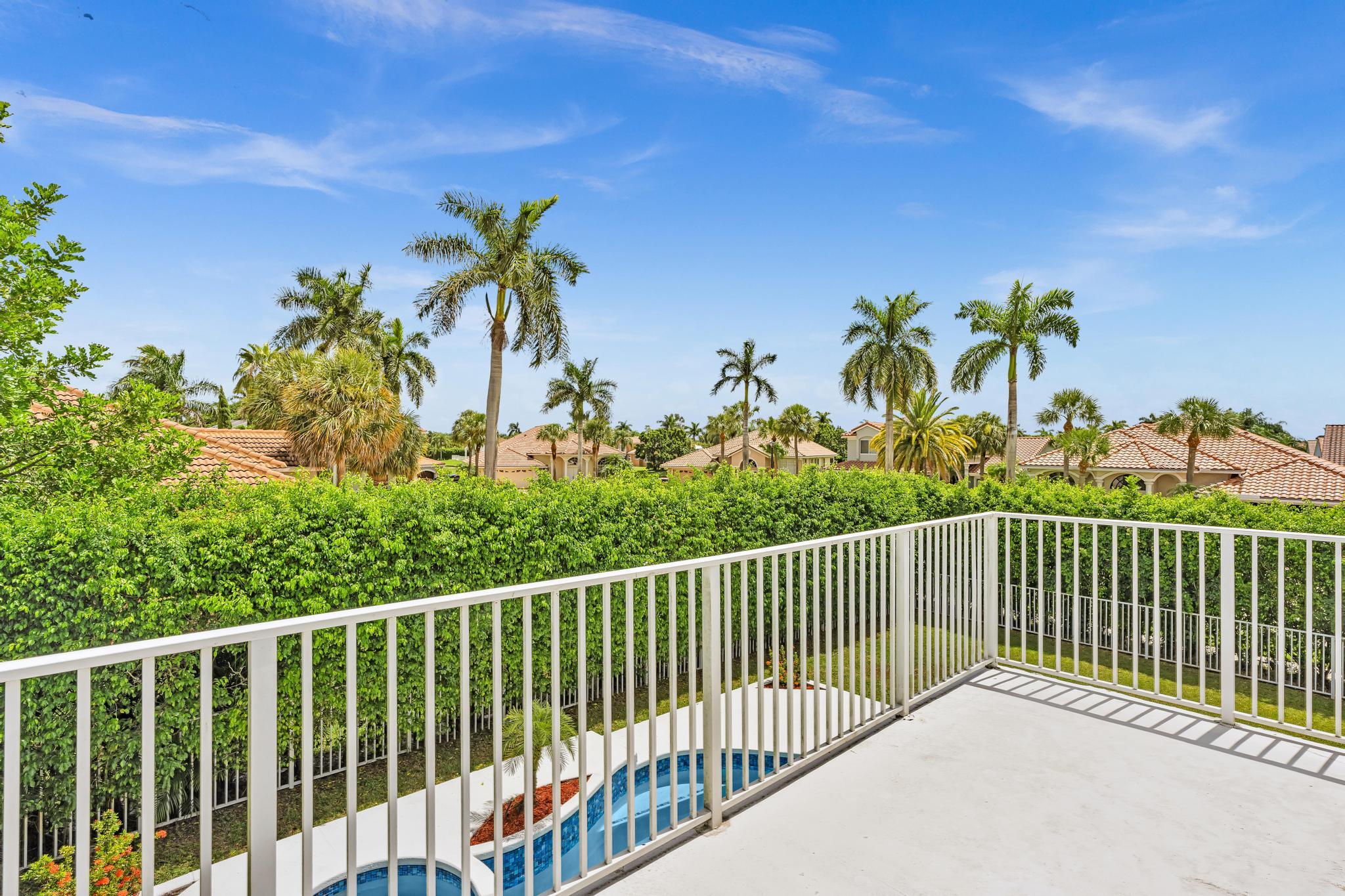 10823 Tea Olive Lane
