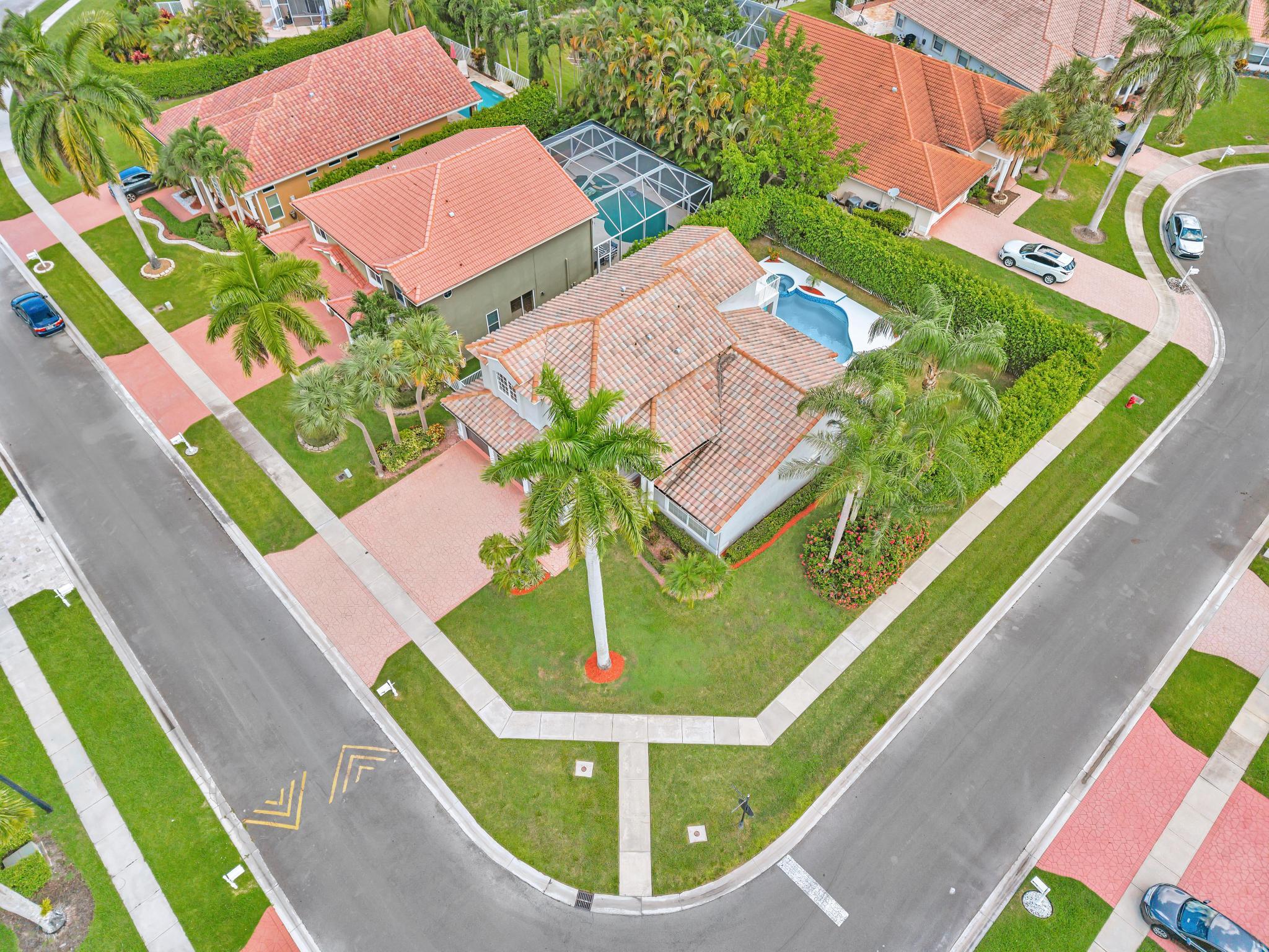 10823 Tea Olive Lane
