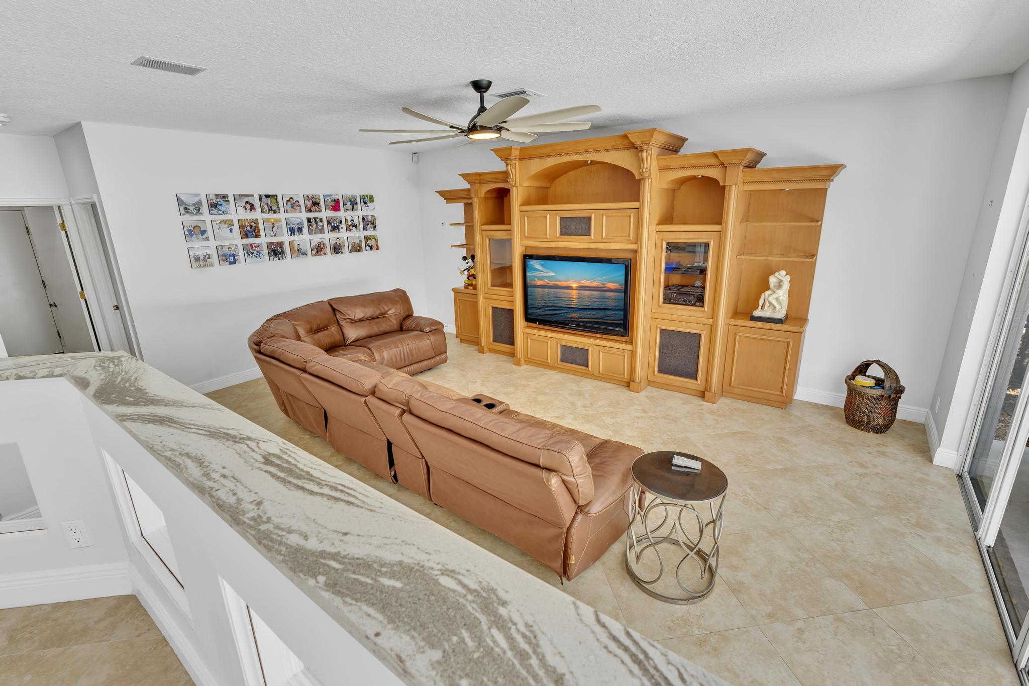 10823 Tea Olive Lane