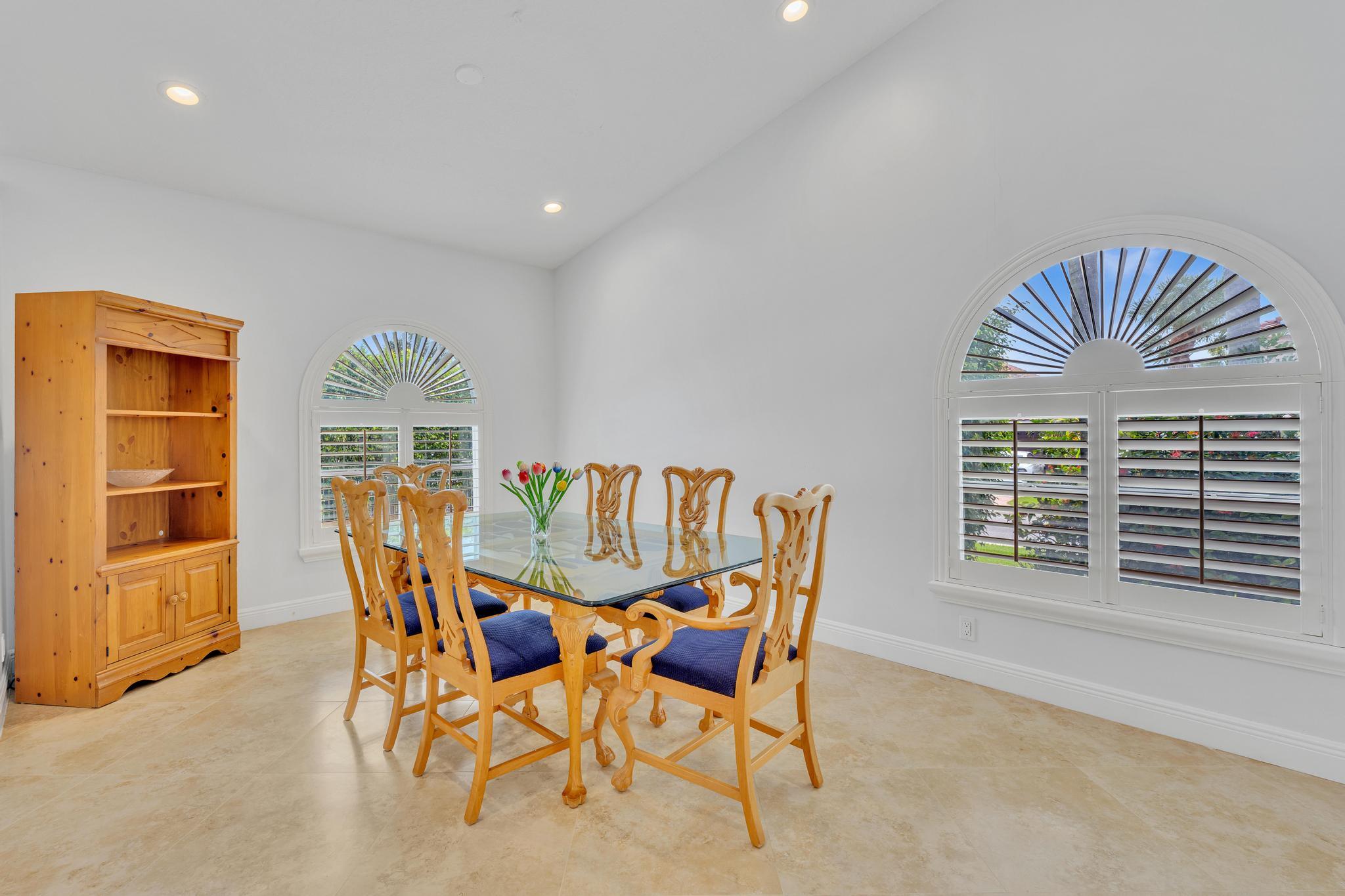 10823 Tea Olive Lane
